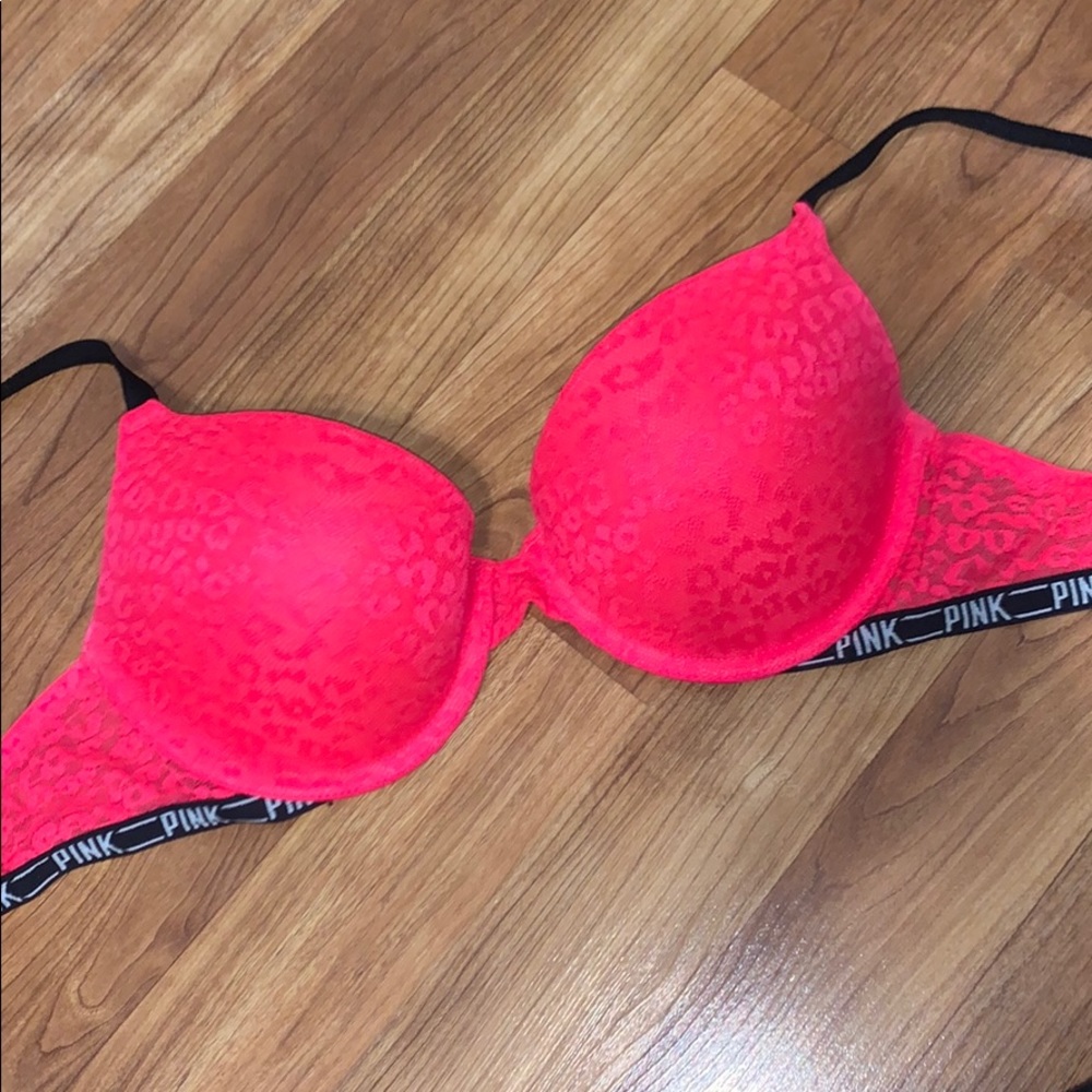 Victoria’s Secret pink bra push up